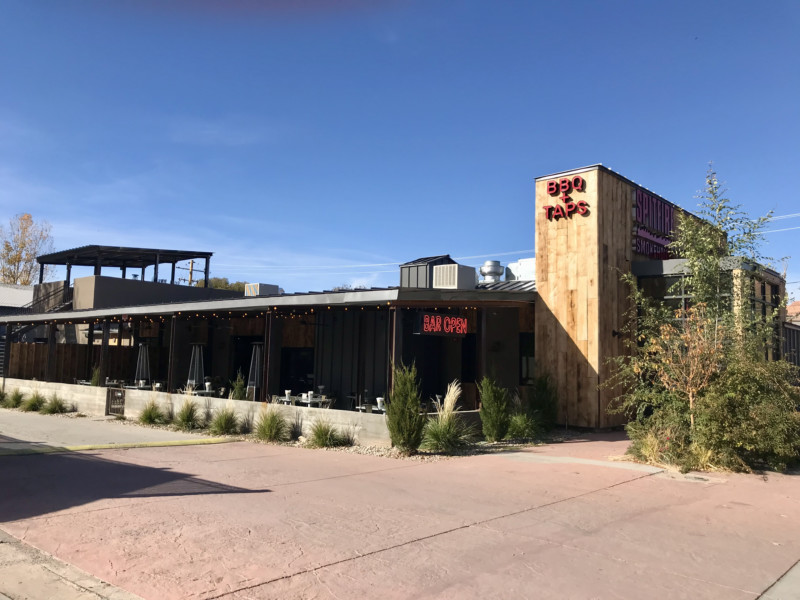 Dog friendly covered patio at Spitfire Smokehouse restaurant in Moab, UT