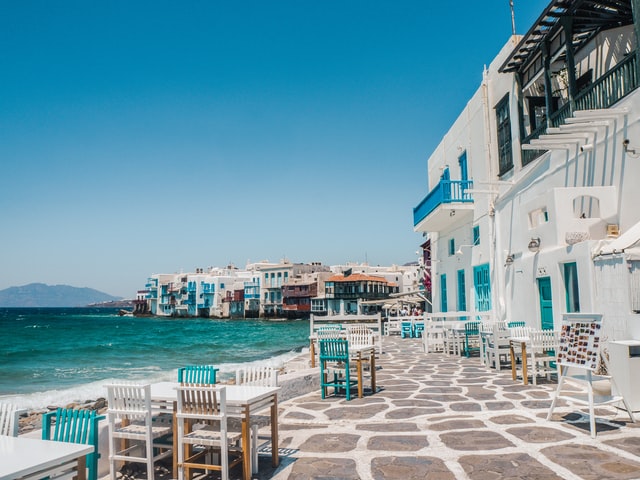 How to spend 1 day in Mykonos