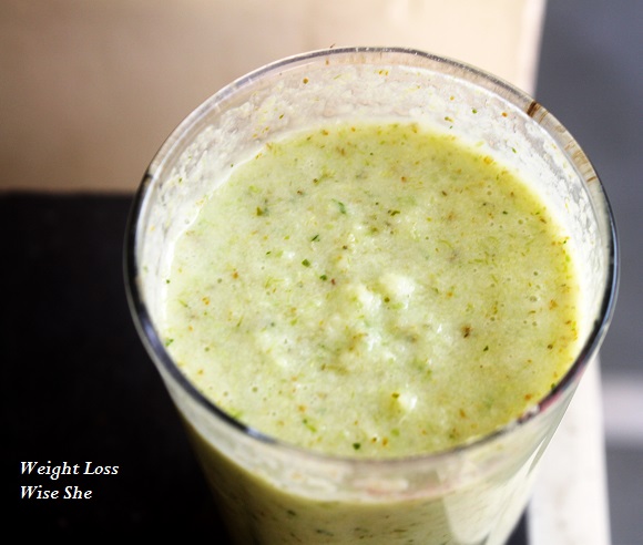 Brocolli and pineapple smoothie