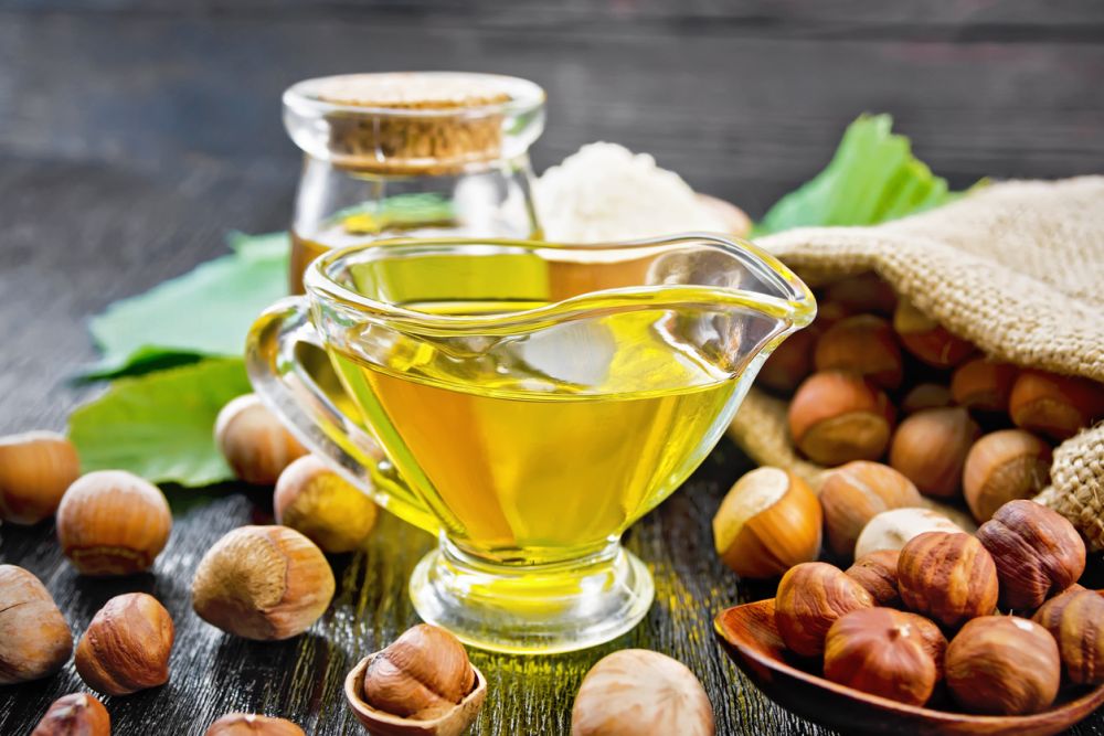 Hazelnut oil