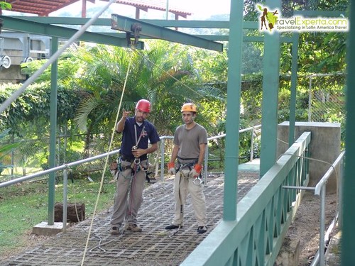 Canopy tour in guanacaste, costa rica