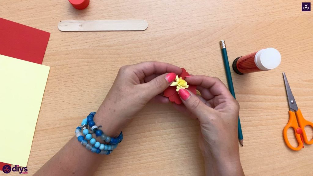 In 6 Easy Steps, How to Make a DIY Popsicle Stick Flower Book Bookmark