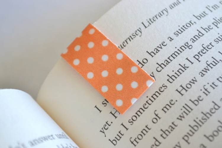 DIY Magnetic Washi Tape Bookmarks