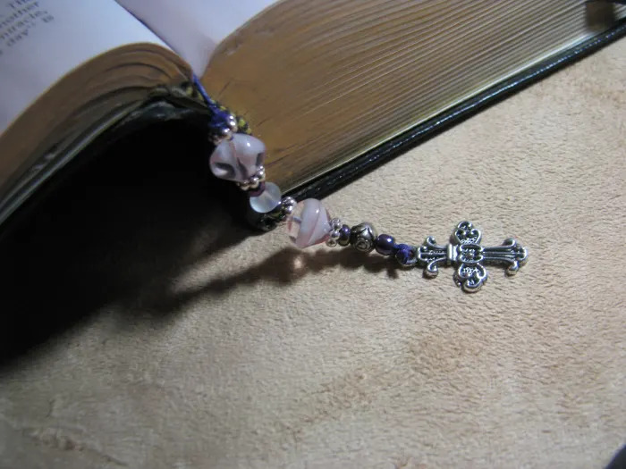 Beaded bookmark