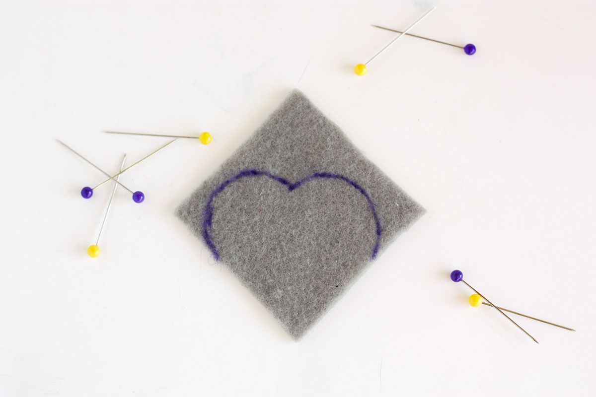 How to Craft a DIY Heart Bookmark in 3 Easy Steps