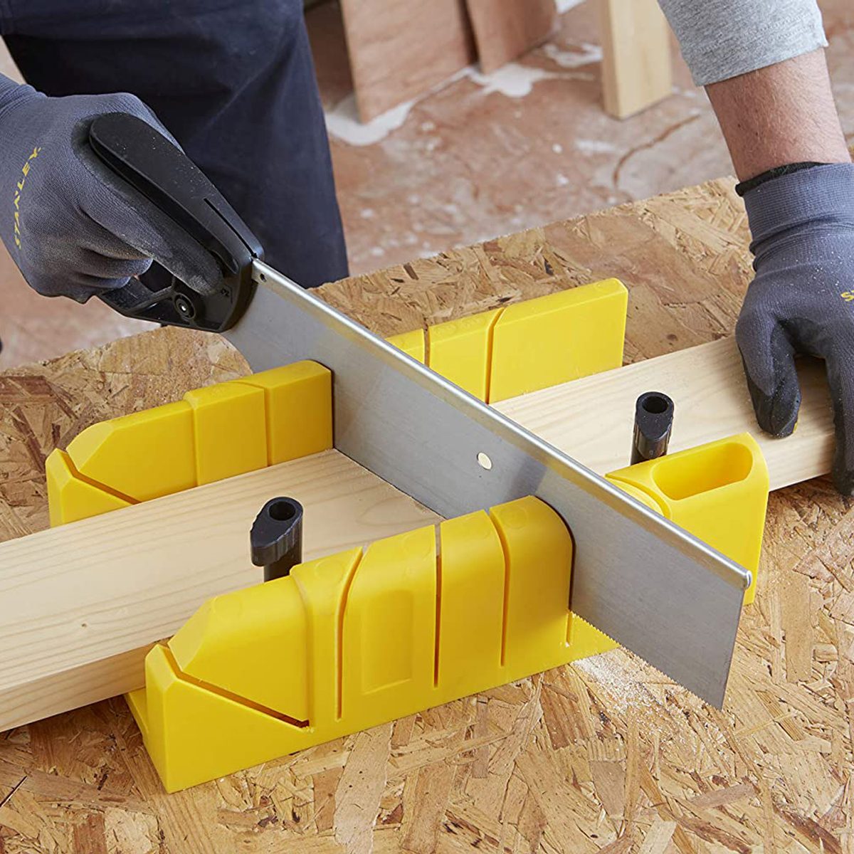 Stanley Saw Storage Miter Box With Saw Ecomm Amazon.com