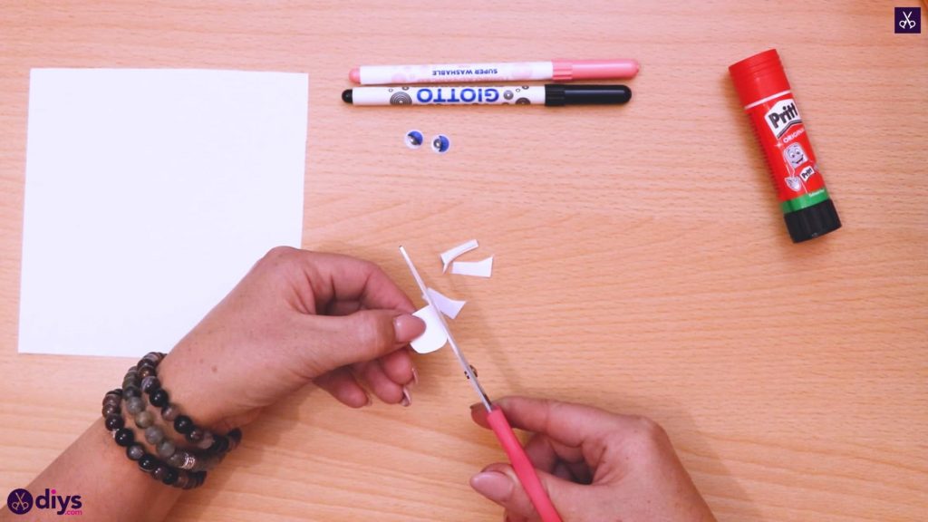 How to Make a Polar Bear Corner Bookmark.