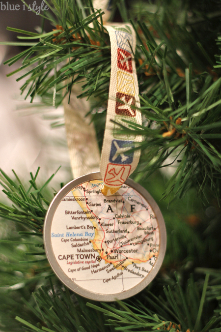 50 DIY Christmas Ornaments to Hang on the Tree and Greet Santa in Style