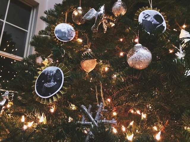 Diy paper fan photo ornament