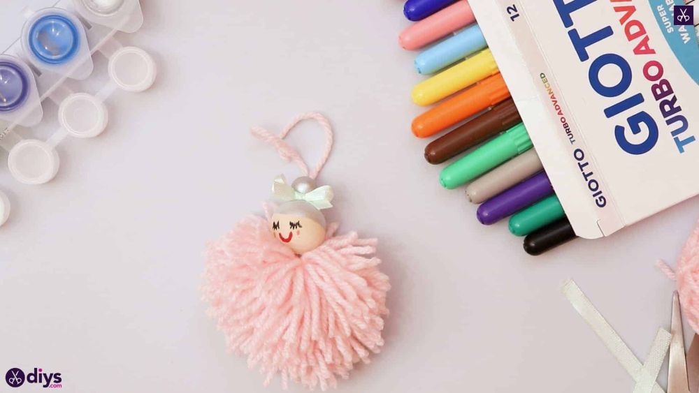 Diy pom pom angel ornaments