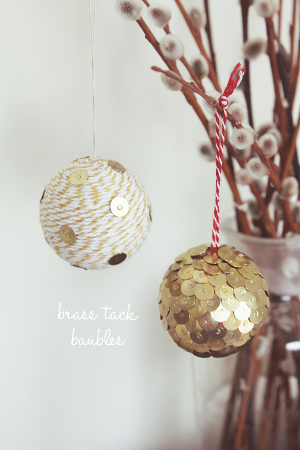 50 DIY Christmas Ornaments to Hang on the Tree and Greet Santa in Style