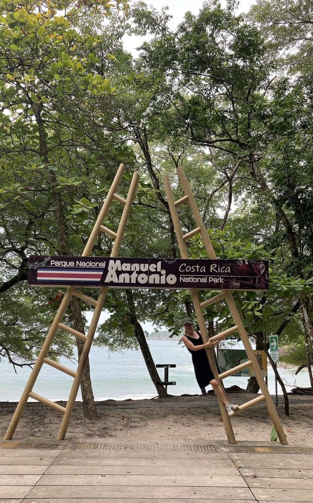 manuel antonio sign costa rica