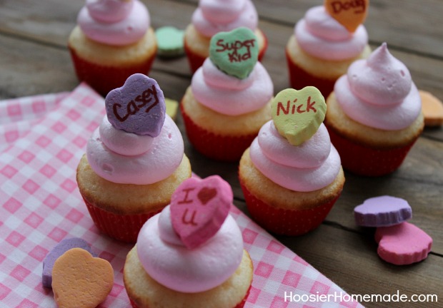 25 Valentine's Day Cupcakes You Can Share With Your Loved Ones