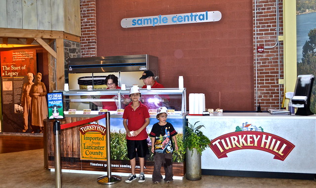 Ice Cream Tasting Center turkey hill experience pa 