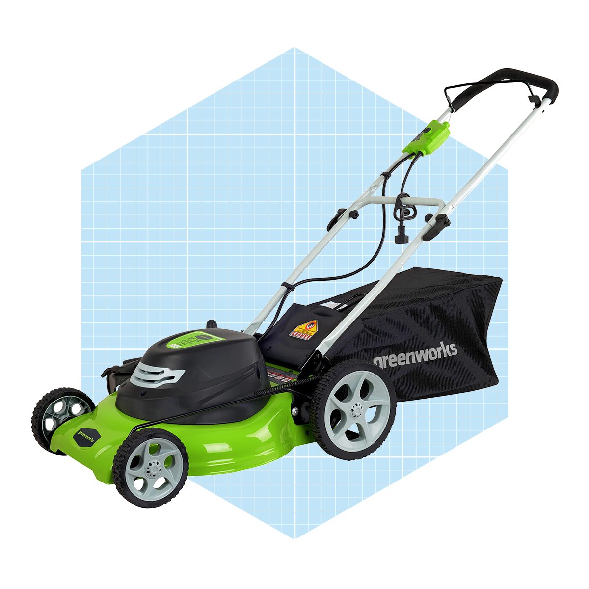 How do you distinguish between a push mower and a self-propelled one?