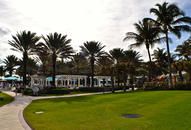 The Breakers Hotel, Palm Beach, Florida - The Beach Club - pool area