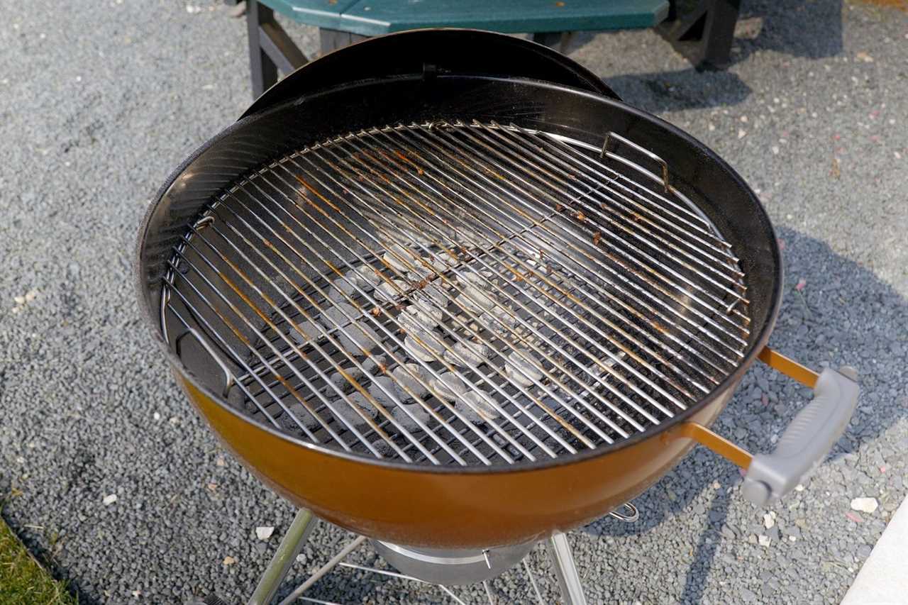 Dirty grill on roadside