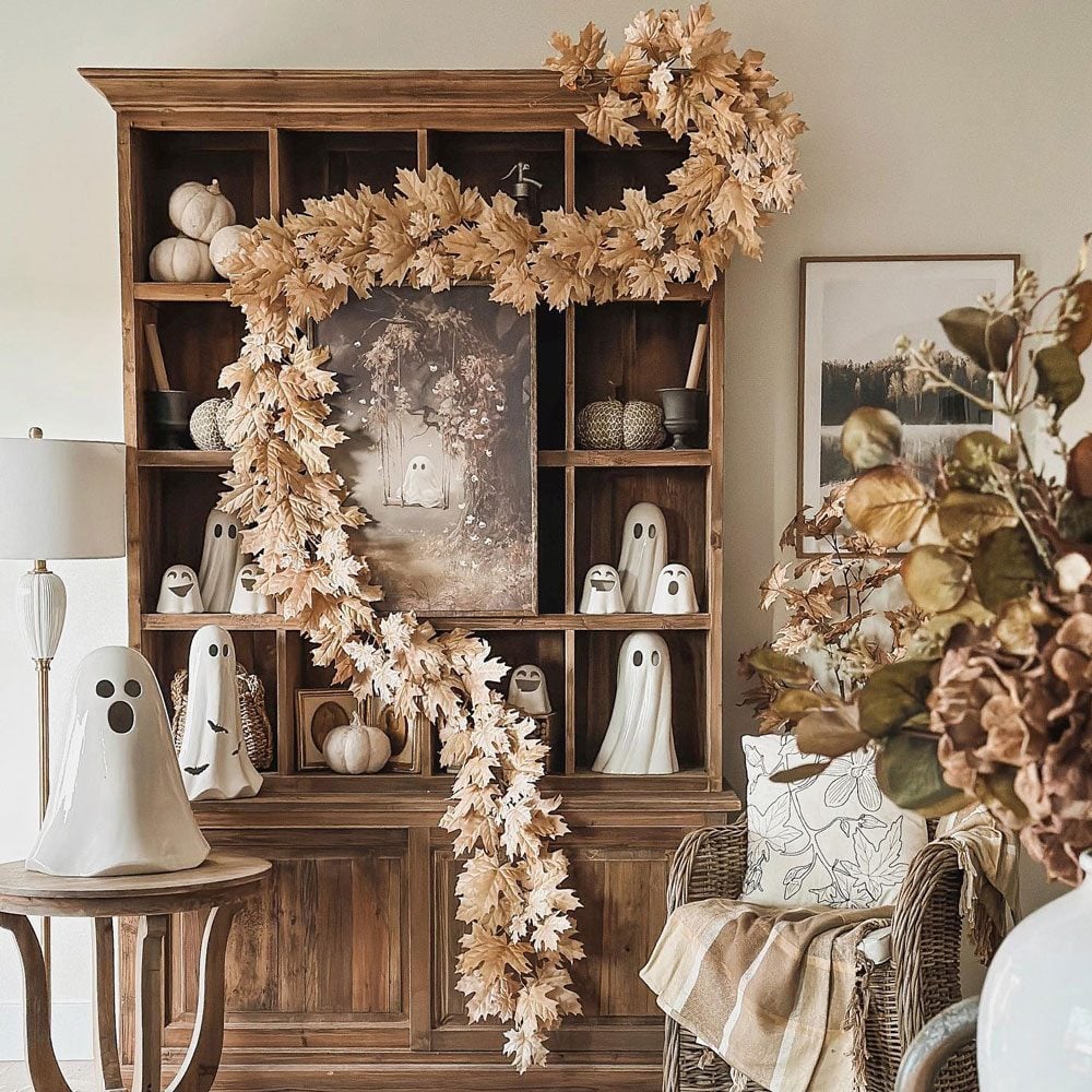 Fall Leaf Garland Courtesy Rusticwildarrow Instagram 