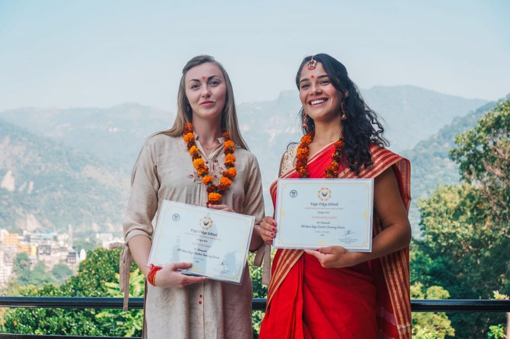 Why You Should Do Yoga Teacher Training With Yoga Vidya School In India