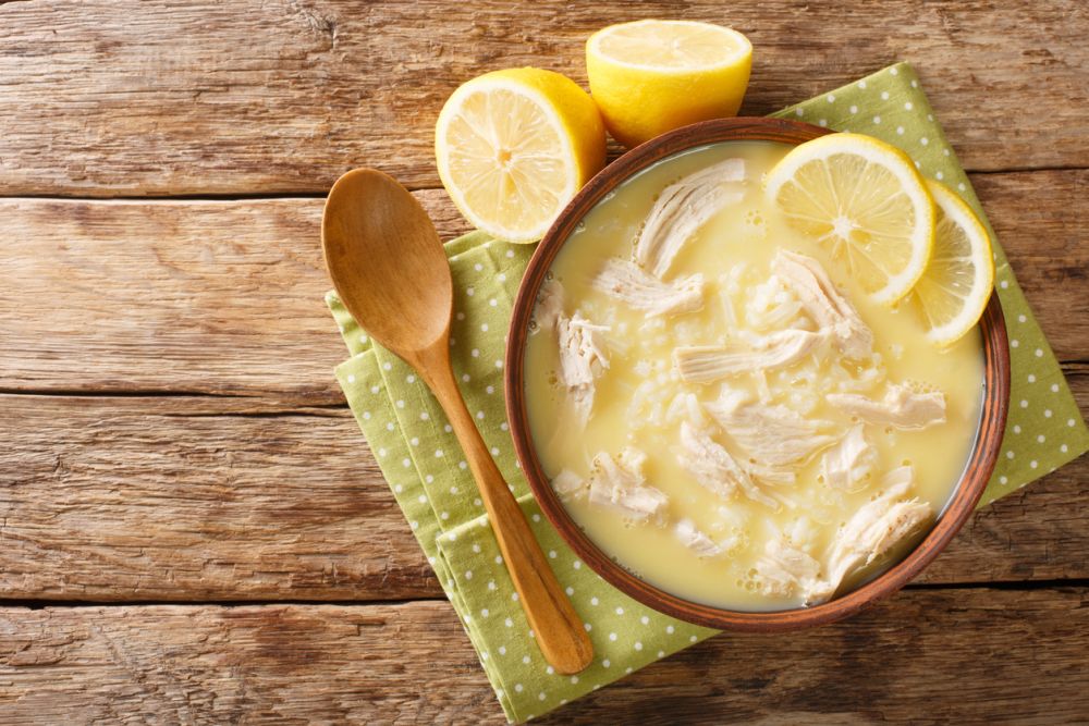 Chicken broth and lemon